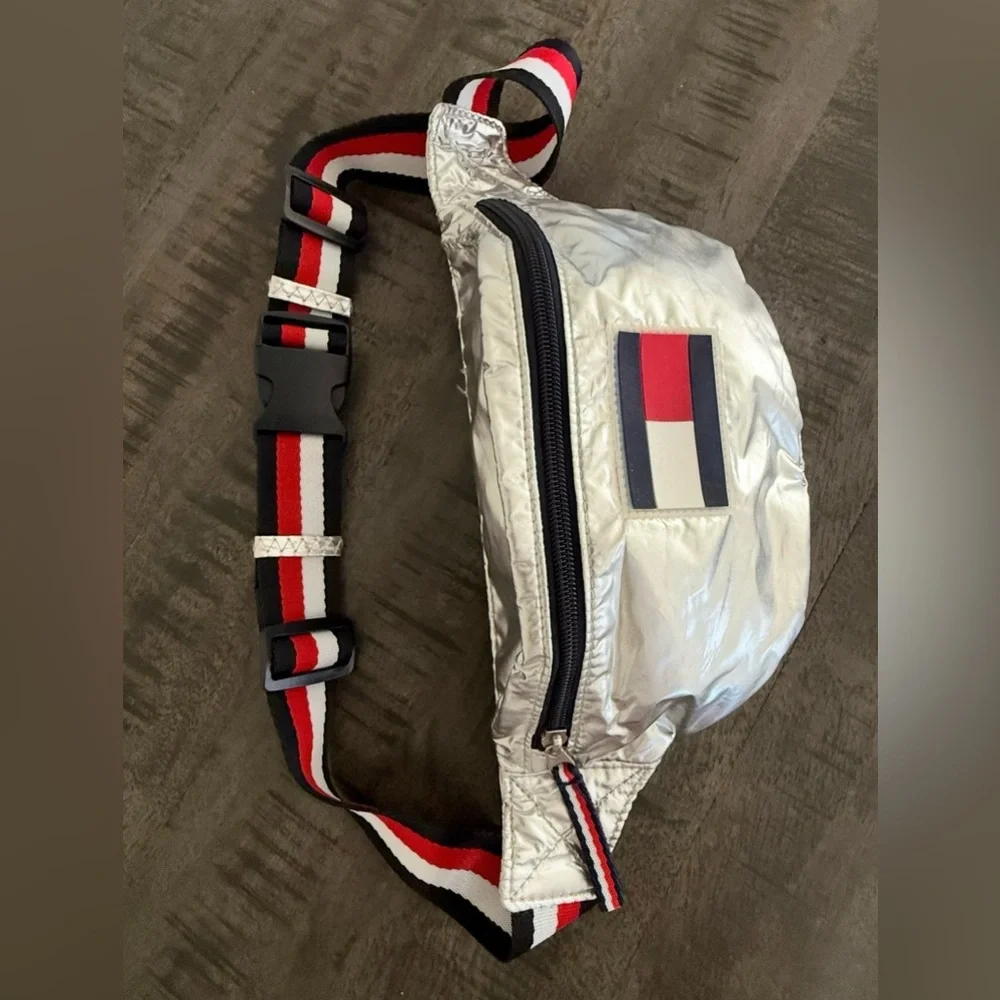 Tommy Hilfiger Silver Belt Bag with Logo